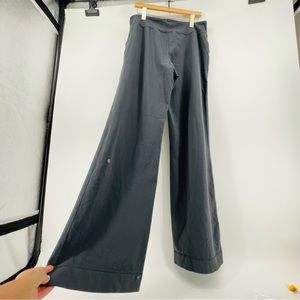 Lululemon Gray Wide Leg High Rise Yoga Pants, Sz 10 Tall, GUC